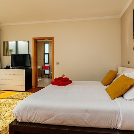 Villa Nunes, Big Holiday House With Private Pool Calheta  Esterno foto