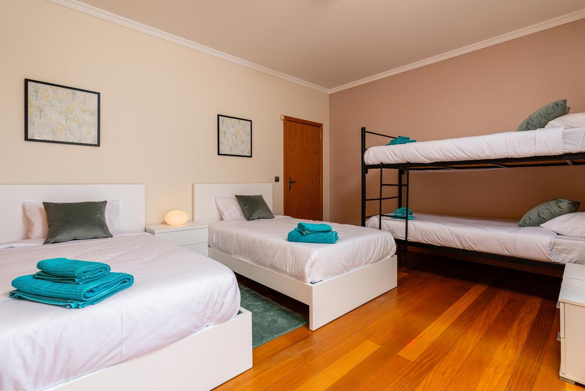 Villa Nunes, Big Holiday House With Private Pool Calheta  Esterno foto